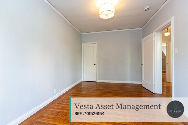 Building Photo - 1460-1462 Jefferson Street