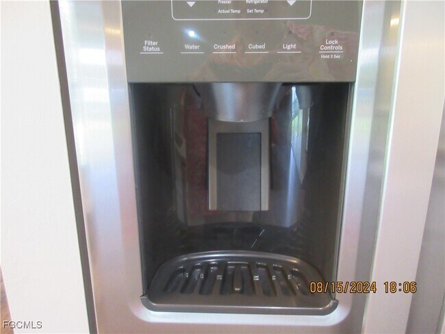 Building Photo - 459 NE 3rd Ave