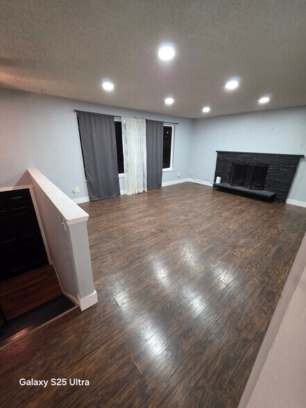 Building Photo - 403 CONTRA COSTA AVE