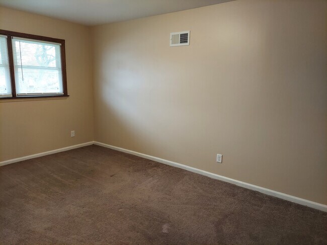 Building Photo - 4556 Apple Orchard Ln