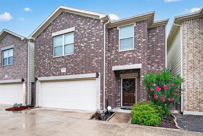 Building Photo - 3730 Main Poplar Dr