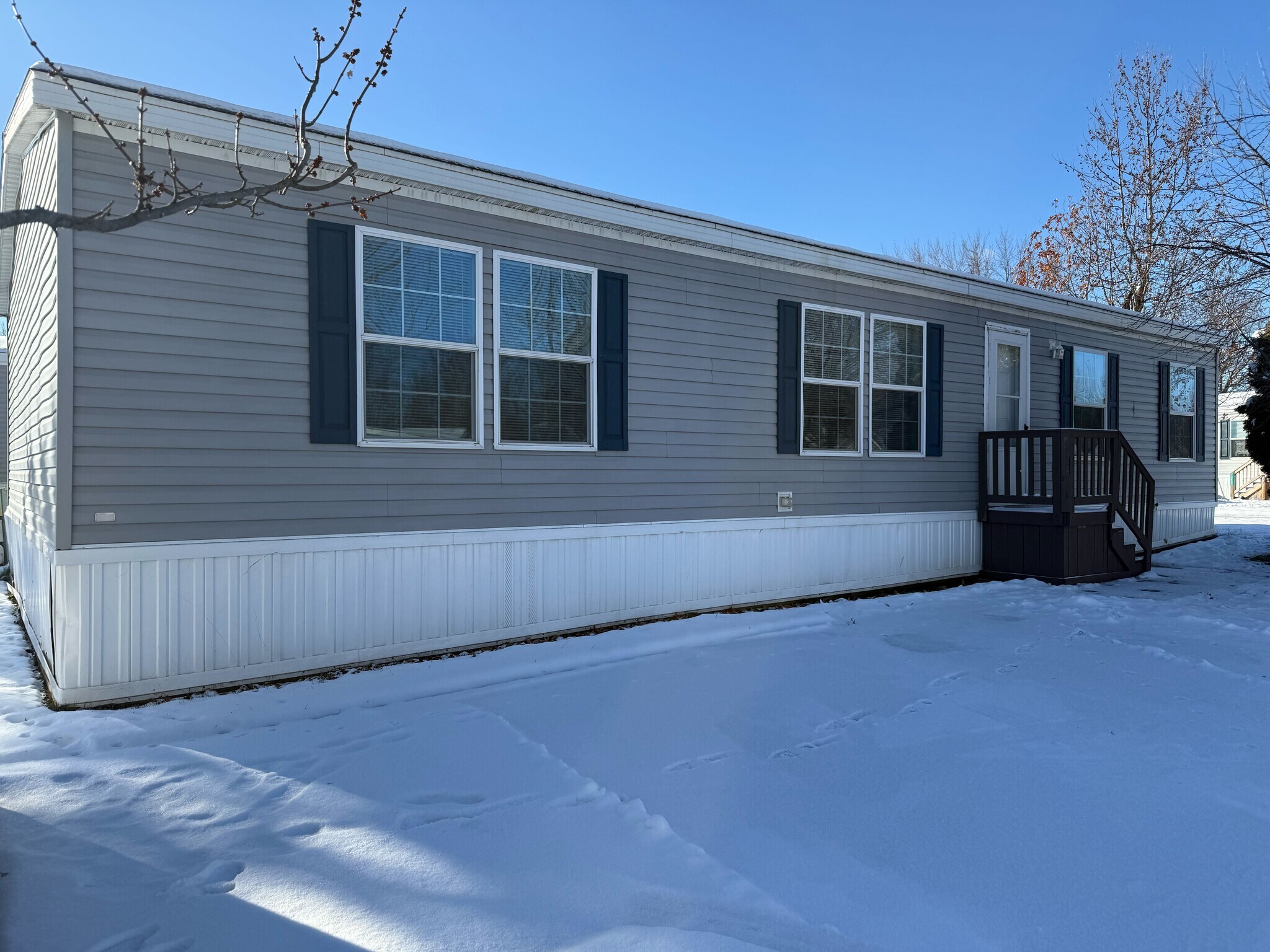 Building Photo - 12457 St Michel Ave