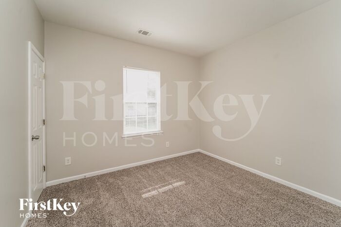 Building Photo - 10503 Atkins Ridge Dr
