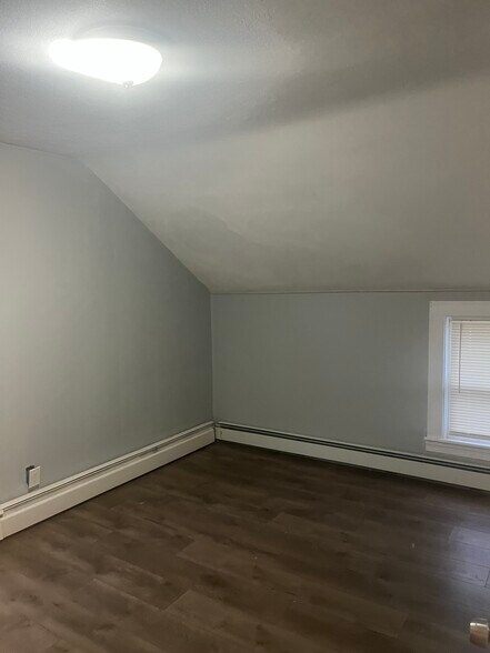 Bedroom 2 - 18 Eli St