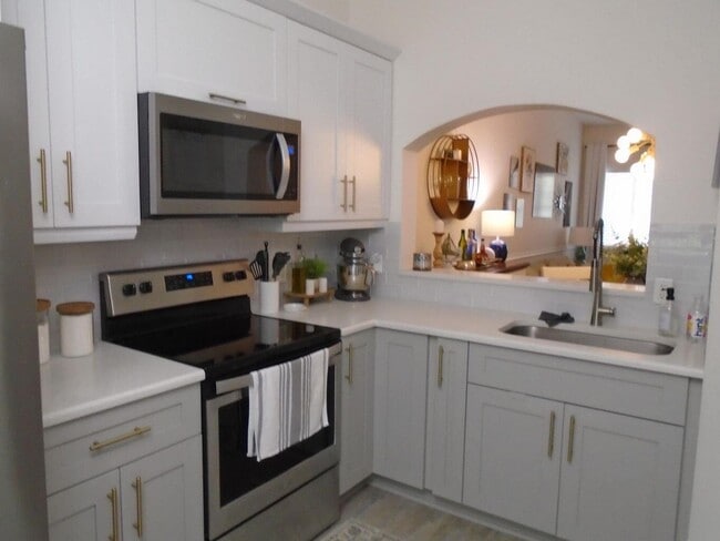 Building Photo - 3760 N Jog Rd