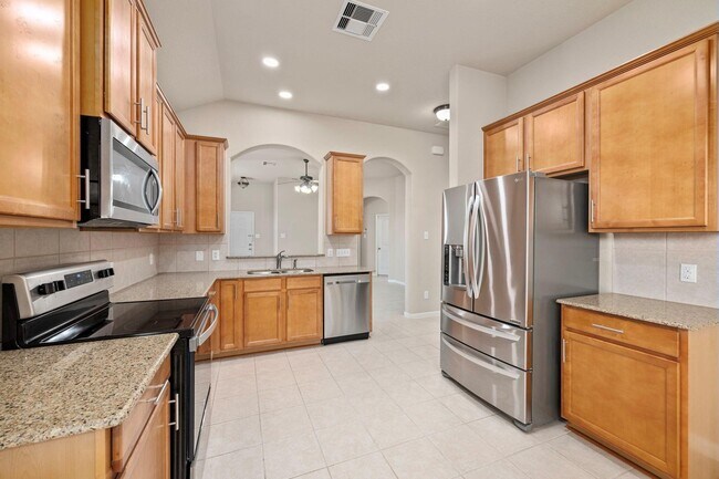 Building Photo - 20935 Brodie Ln