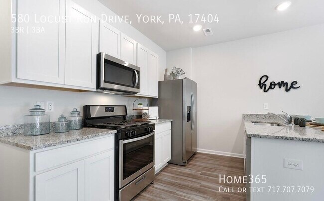 Building Photo - Brand New Townhouses on Locust Run Drive!