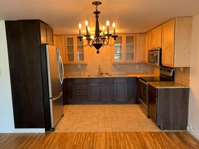 Primary Photo - Two bedroom in the Placer downtown-dog neg...