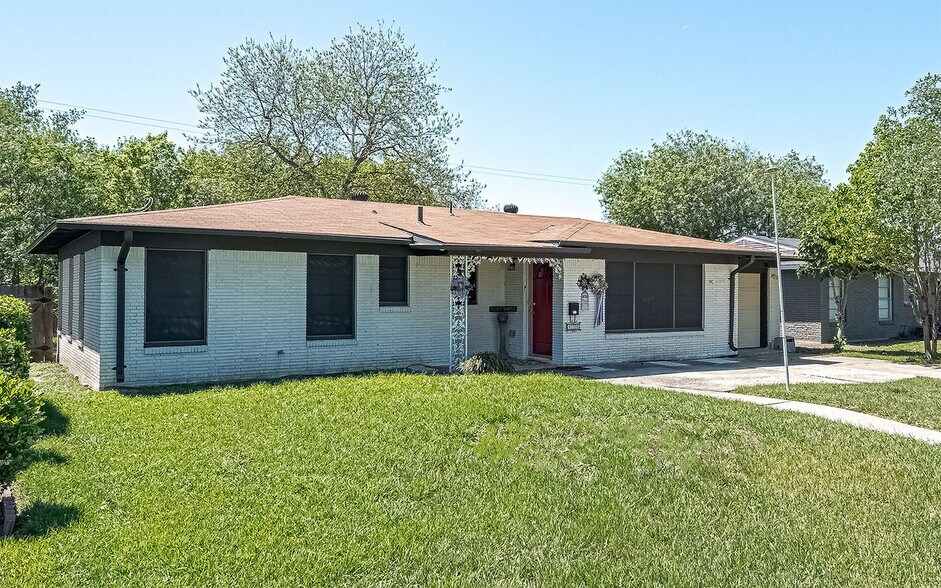 Building Photo - 418 Shannon Lee St