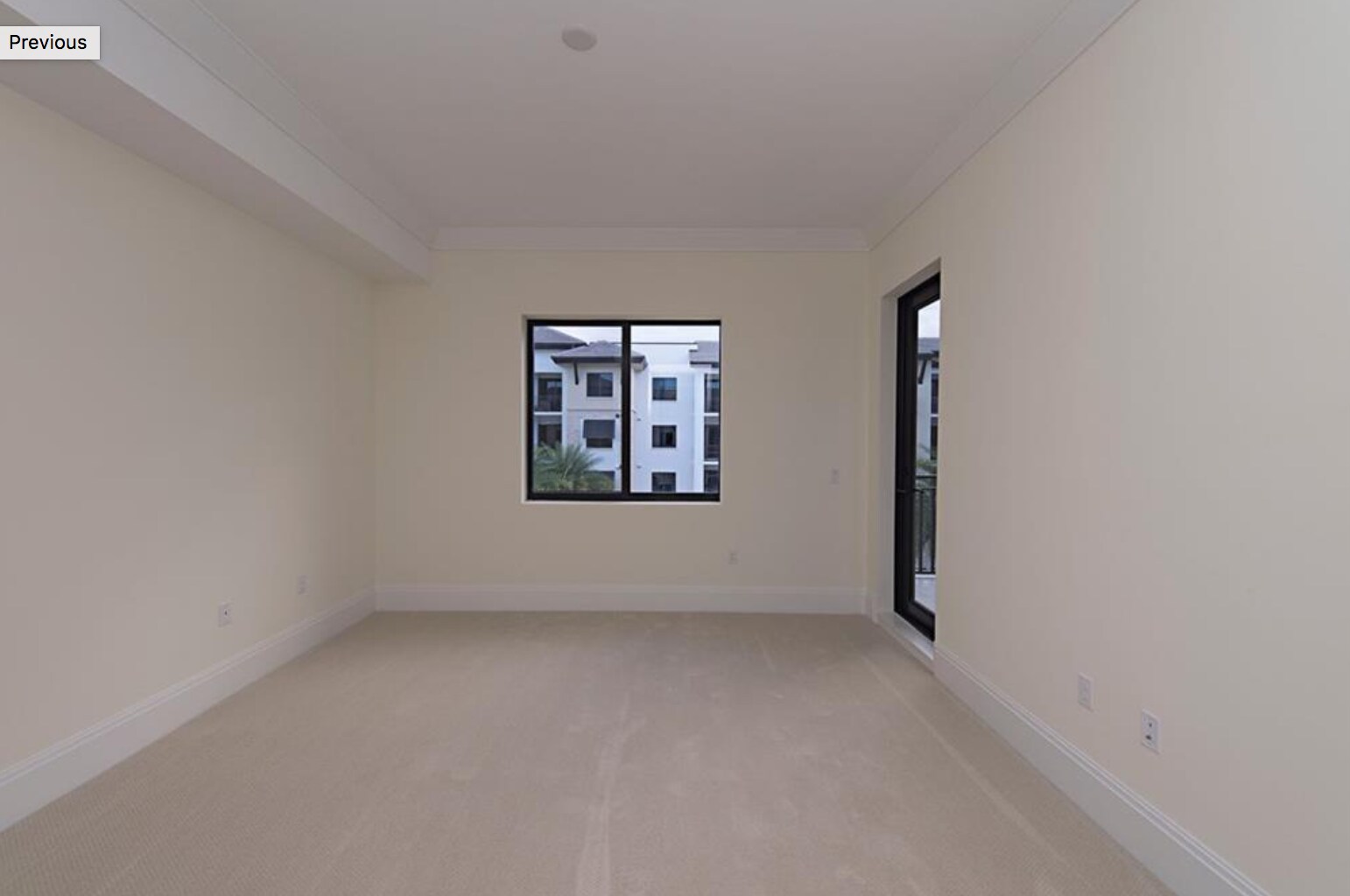 Guest room - 1030 3rd Ave S