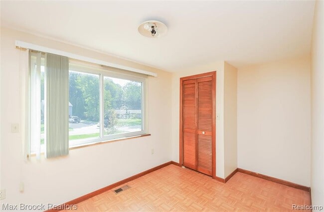 Building Photo - 50191 Cedargrove Rd