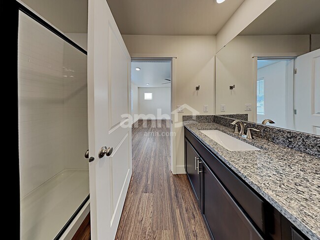 Building Photo - 19323 17th Ave Ct E