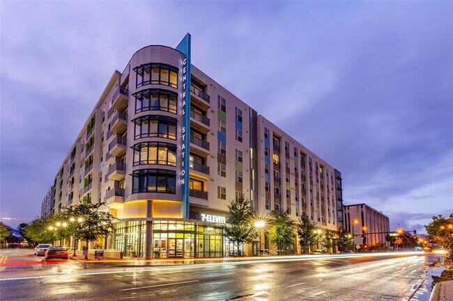 Primary Photo - 480 N Orange Ave