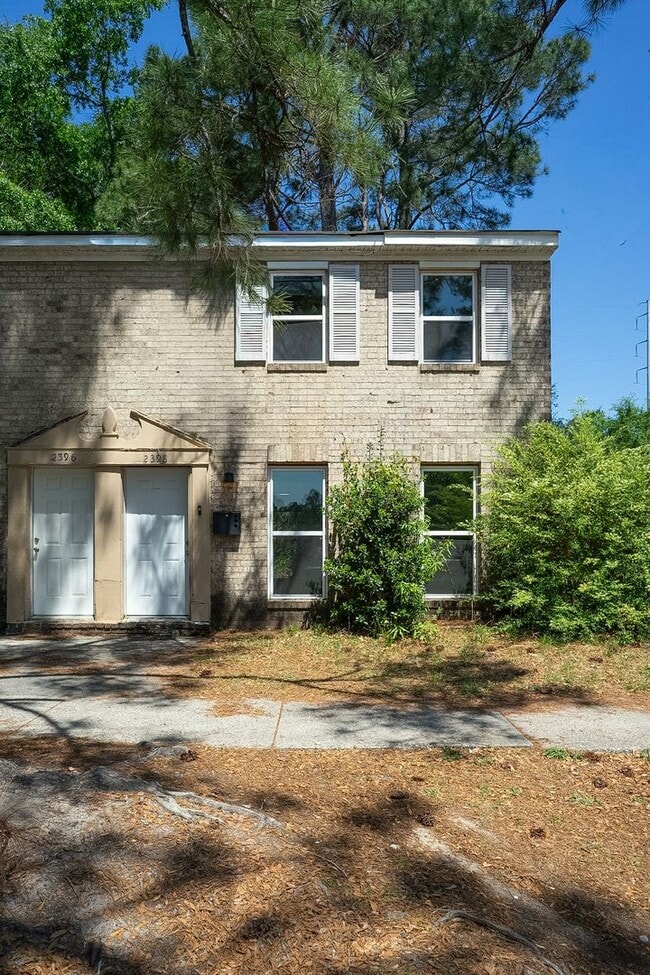 Building Photo - 2398 Winston Way