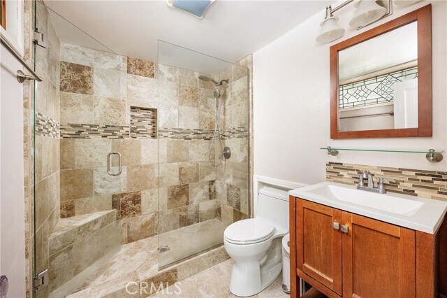 Building Photo - 2260 Crestview Dr