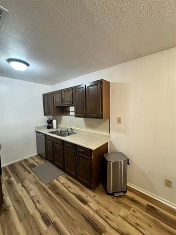 Building Photo - 935 Minter Ln