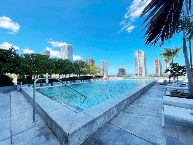 Building Photo - Symphony Honolulu - 2 Bedroom, 2 Bathroom,...
