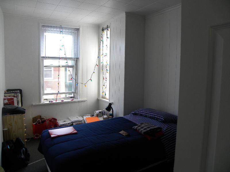 Building Photo - 92 Endicott St