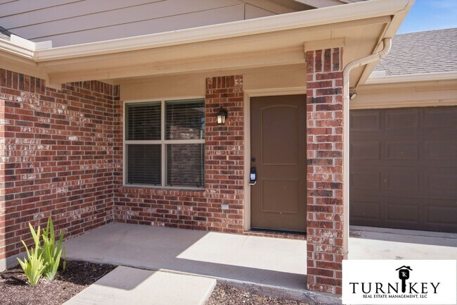 Building Photo - 1325-1329 White Sand Dr.