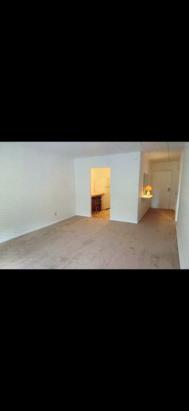 Building Photo - 3421 W Chester Pike