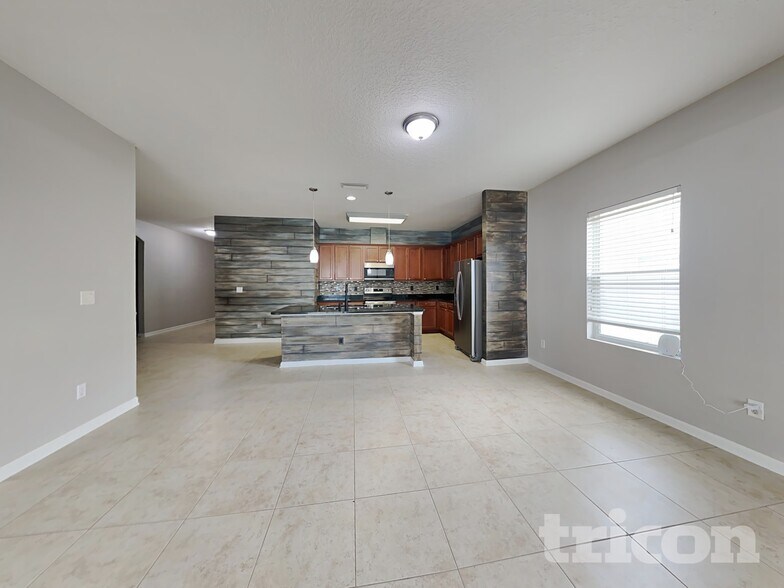 Building Photo - 4430 Song Sparrow Dr