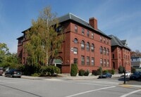 Building Photo - 521 Pine St