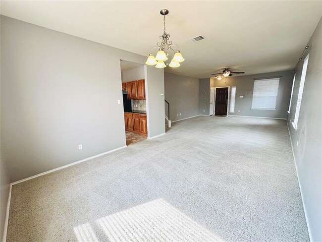 Building Photo - 1709 McClannahan Dr