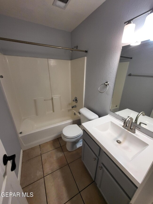 Building Photo - 5277 Jose Cardenas Ln