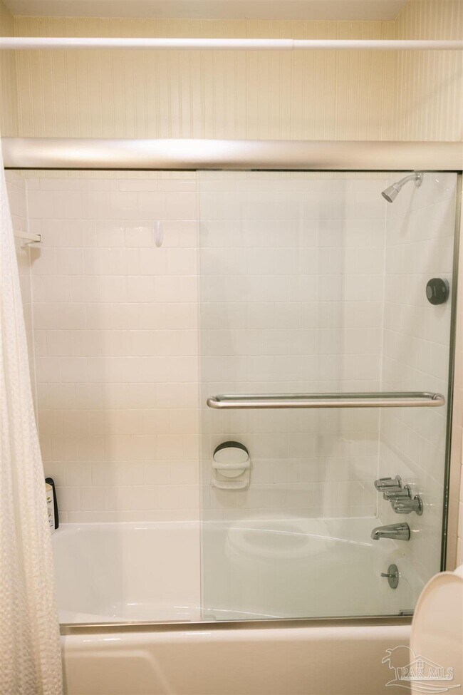 Building Photo - 5580 Homewood Rd