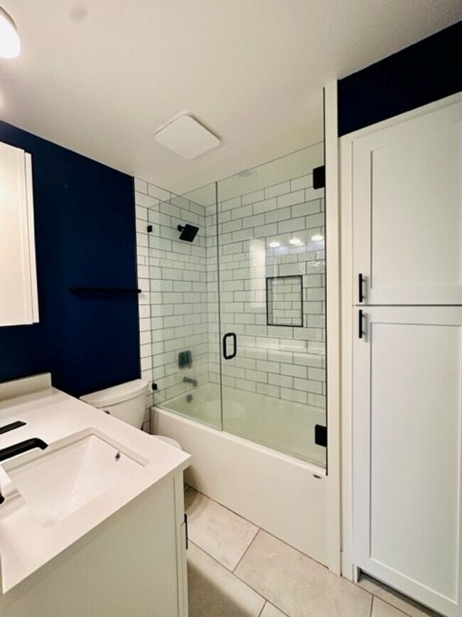 Building Photo - 3bd/2ba Duvall House