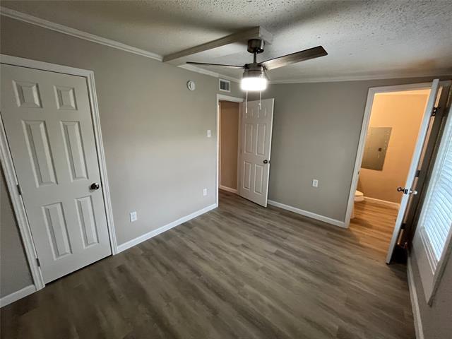 Building Photo - 917 Garden Dr