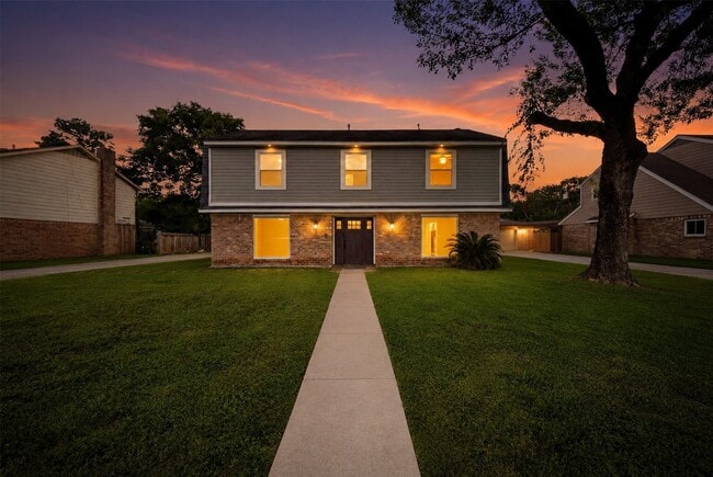 Building Photo - 15414 Ripplestream Dr