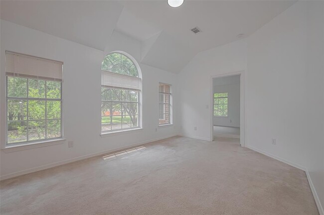 Building Photo - 4160 Greystone Way