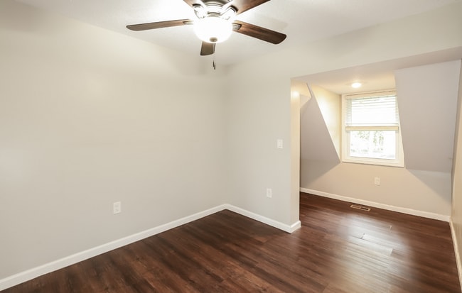 Building Photo - Don't miss out on this beautiful home!
