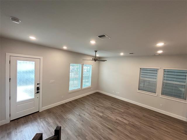 Building Photo - 507 Mission Trl