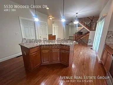 Building Photo - 5530 Wooded Creek Dr