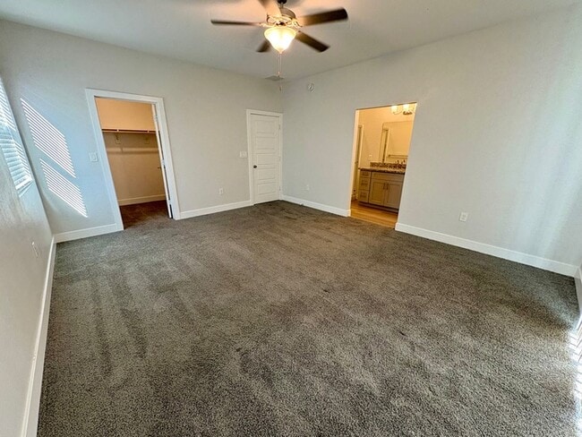 Building Photo - 7531 E Billings St