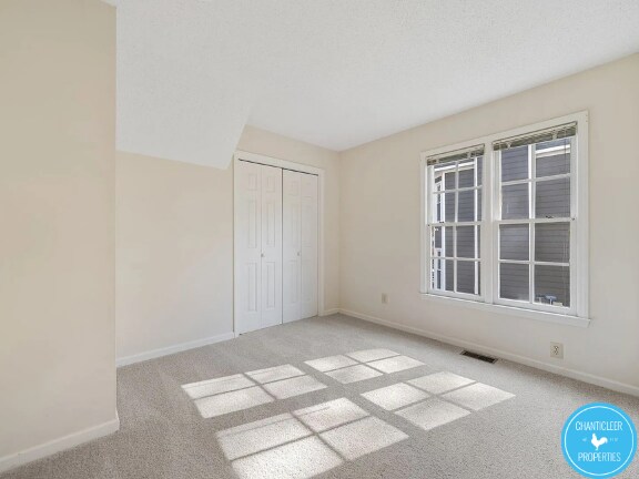 Building Photo - 1749 Kingston Heath Way