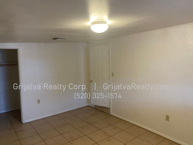 Building Photo - 2442 S Edmondson Ave