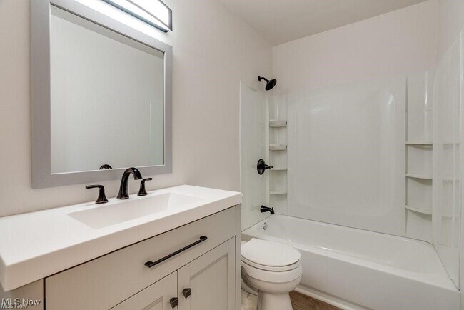 Building Photo - 4294 W 191st St