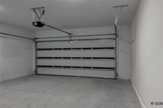 Building Photo - 5005 Worchester Dr