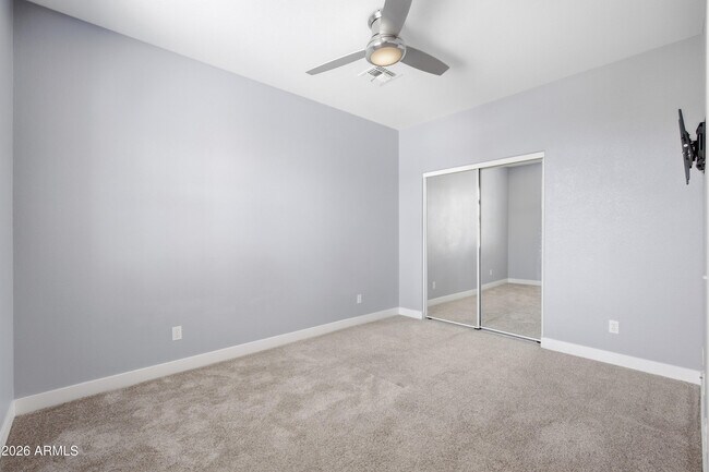 Building Photo - 4248 S Mariposa Dr