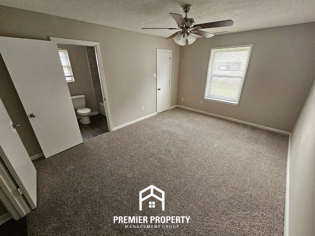 Building Photo - 5368 Heritage Ave