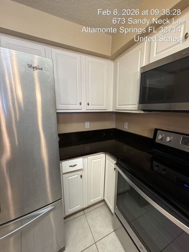 Building Photo - 673 Sandy Neck Ln