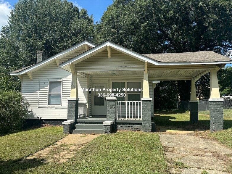 Primary Photo - 1917 NE 25th St