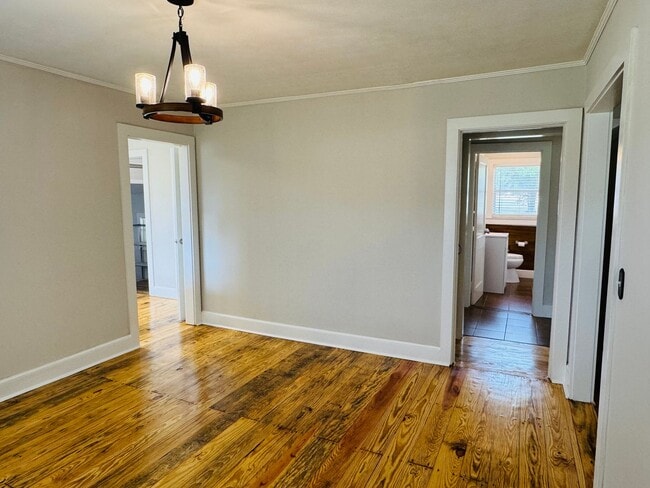 Building Photo - Paradise in Tallassee