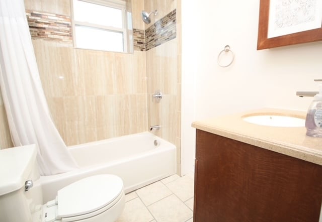 NEW TILE BATH - 3916 Coleman St