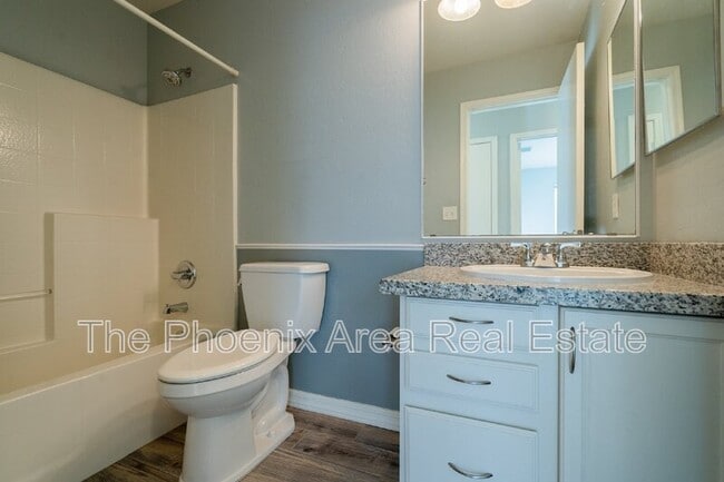 Building Photo - 1362 N McKenna Ln