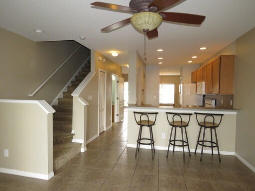 Building Photo - Super Cute 2bd, 2ba townhouse for Rent