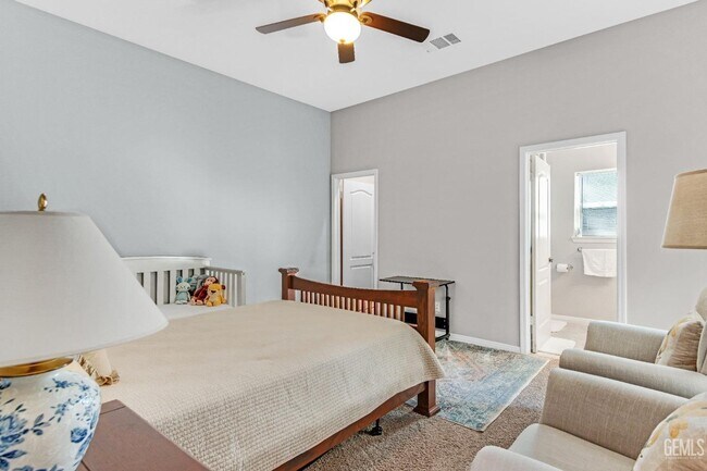 Building Photo - Brighton Estates Luxury 4-Bedroom Home wit...